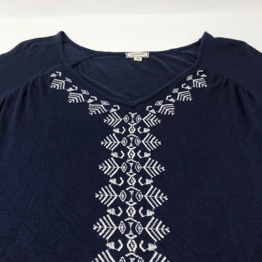 Eyeshadow Navy Top With Cap Sleeve Hi/Low Hem Size M